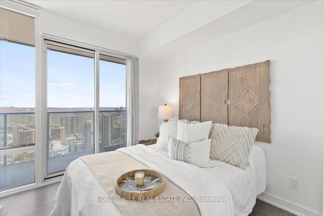 3805 - 501 Yonge St, Condo with 2 bedrooms, 2 bathrooms and 1 parking in Toronto ON | Image 11