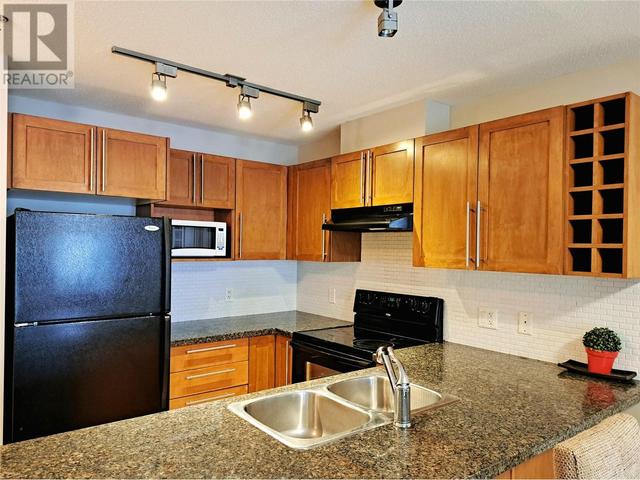 217 - 1089 Sunset Dr, Condo with 2 bedrooms, 2 bathrooms and 1 parking in Kelowna BC | Image 5