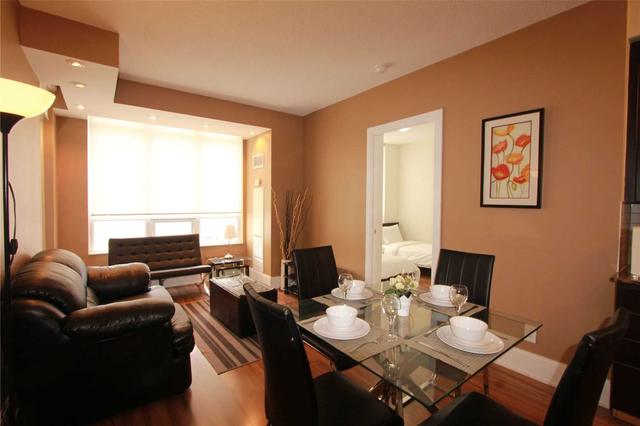 1608 - 330 Burnhamthorpe Rd W, Condo with 2 bedrooms, 2 bathrooms and 1 parking in Mississauga ON | Image 5