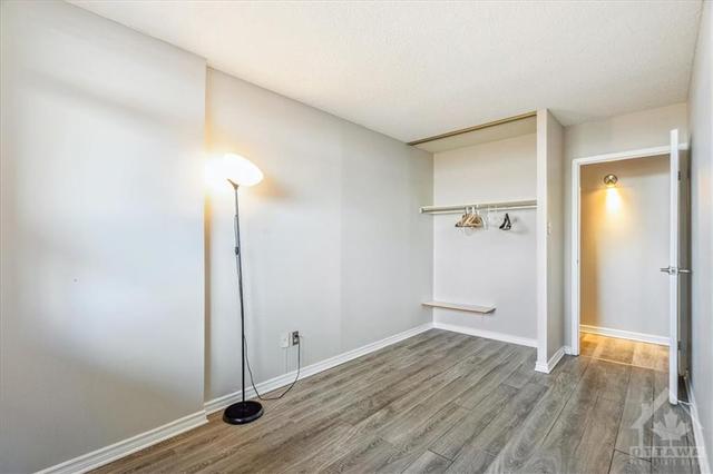 2001 - 900 Dynes Road, Condo with 3 bedrooms, 1 bathrooms and 1 parking in Ottawa ON | Image 19