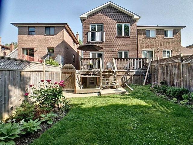 89 Pinegrove Ave, House detached with 3 bedrooms, 4 bathrooms and 3 parking in Toronto ON | Image 5