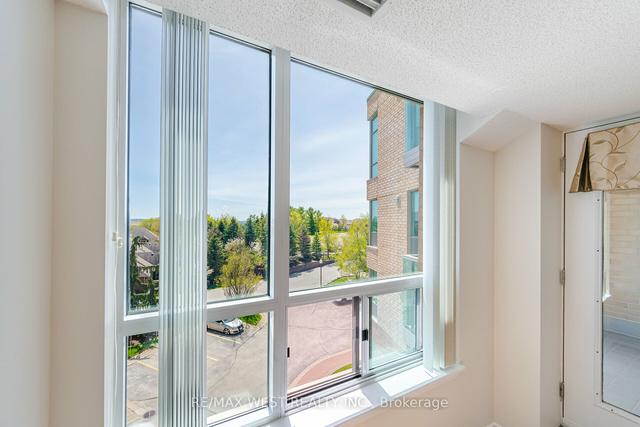 412 - 4 Briar Hill Hts, Condo with 1 bedrooms, 1 bathrooms and 1 parking in New Tecumseth ON | Image 3