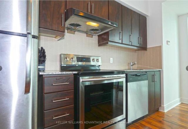 525 - 35 Brian Peck Cres, Condo with 2 bedrooms, 2 bathrooms and 2 parking in Toronto ON | Image 16
