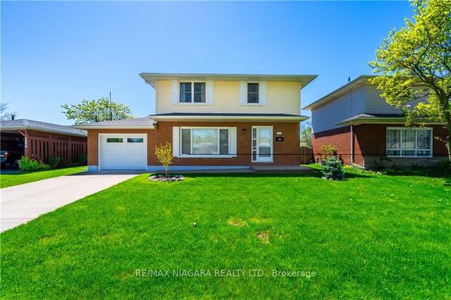 7016 Centennial St, House detached with 4 bedrooms, 2 bathrooms and 3 parking in Niagara Falls ON | Image 12