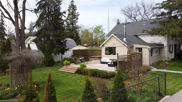 821 Watson Rd S, House detached with 3 bedrooms, 2 bathrooms and 10 parking in Puslinch ON | Image 46