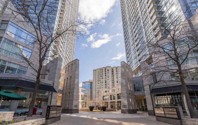 1002 - 2191 Yonge St, Condo with 2 bedrooms, 2 bathrooms and 1 parking in Toronto ON | Image 34