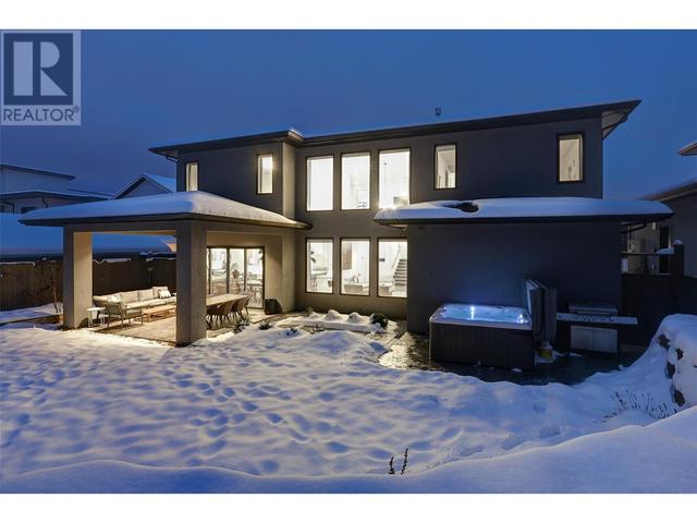 419 Hawk Hill Dr, House detached with 6 bedrooms, 4 bathrooms and 5 parking in Kelowna BC | Image 57