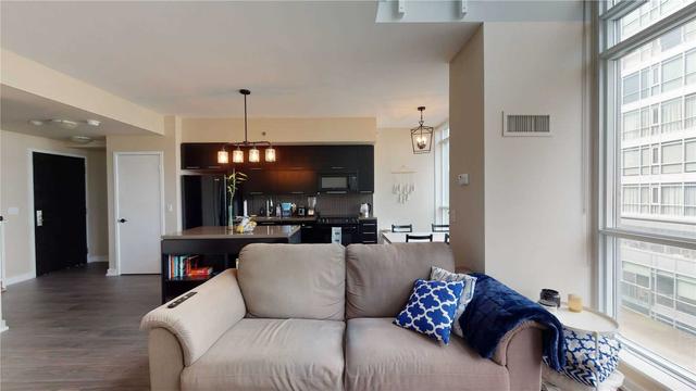 LPH12 - 21 Nelson St, Condo with 1 bedrooms, 2 bathrooms and 1 parking in Toronto ON | Image 16