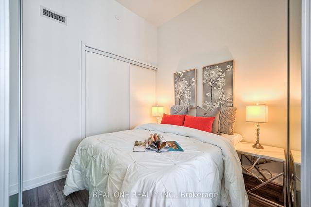 1206 - 33 Helendale Ave, Condo with 1 bedrooms, 1 bathrooms and 0 parking in Toronto ON | Image 22