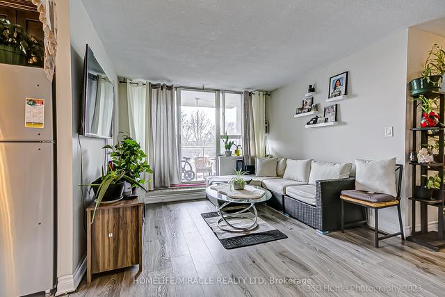 215 - 100 Wingarden Ct, Condo with 2 bedrooms, 2 bathrooms and 1 parking in Toronto ON | Image 20