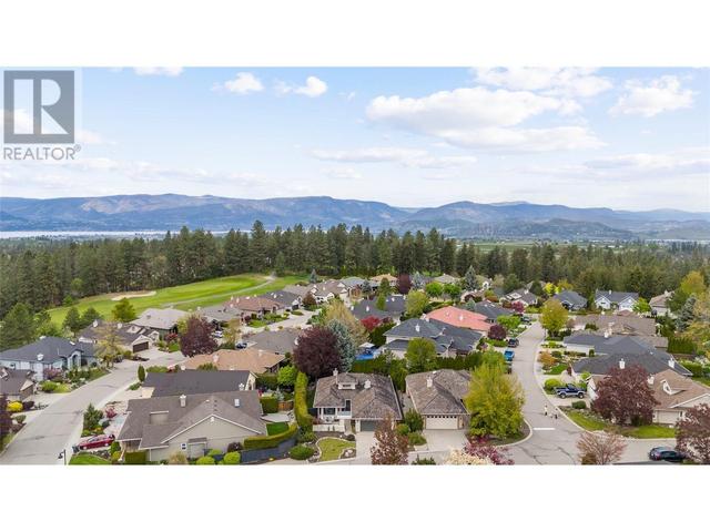 4222 Gallaghers Cres, House detached with 2 bedrooms, 2 bathrooms and 4 parking in Kelowna BC | Image 36