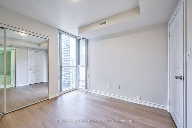 1502 - 801 Bay St, Condo with 1 bedrooms, 2 bathrooms and 0 parking in Toronto ON | Image 16