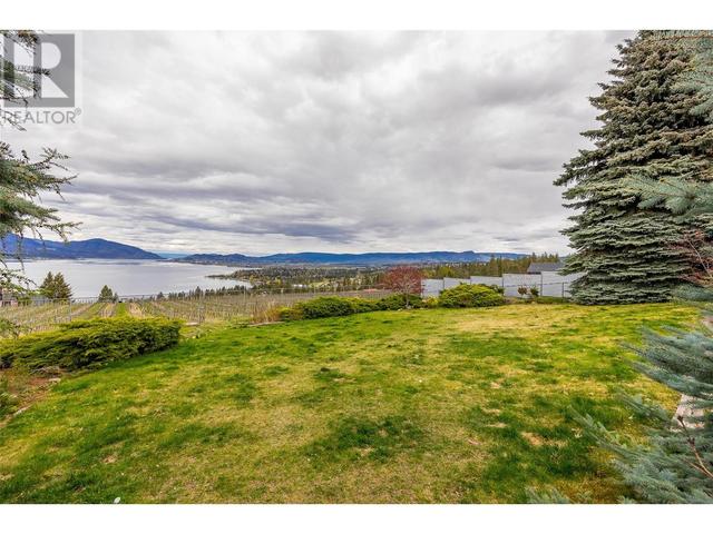446 Okaview Road, House detached with 3 bedrooms, 3 bathrooms and 4 parking in Kelowna BC | Image 51