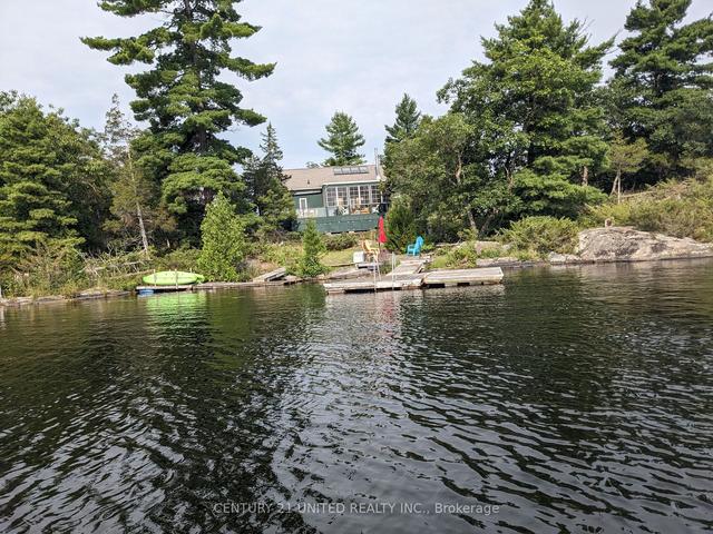 3081 Stoney Lake Island 105, House detached with 4 bedrooms, 2 bathrooms and 0 parking in Douro Dummer ON | Image 30