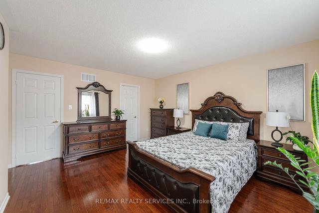 89 Templehill Rd, House semidetached with 3 bedrooms, 4 bathrooms and 4 parking in Brampton ON | Image 14