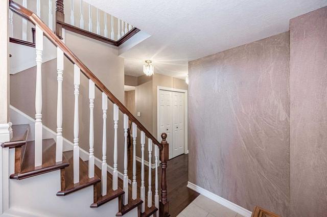 265 Crerar Dr, House detached with 3 bedrooms, 2 bathrooms and 6 parking in Hamilton ON | Image 37