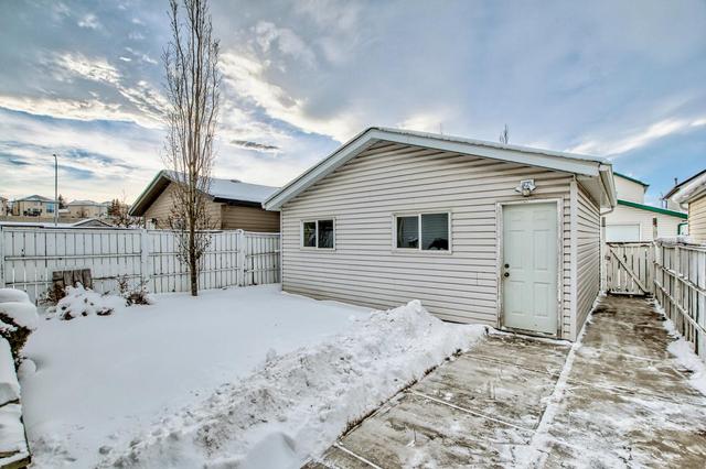 102 Hidden Hills Road Nw, House detached with 3 bedrooms, 2 bathrooms and 2 parking in Calgary AB | Image 41