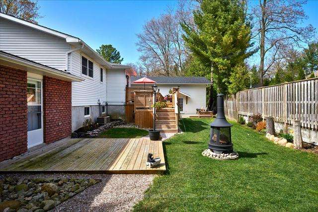 3929 Rosemary Ln, House detached with 3 bedrooms, 2 bathrooms and 8 parking in Innisfil ON | Image 27