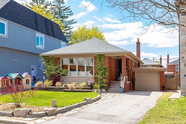 40 Ferncroft Dr, House detached with 2 bedrooms, 2 bathrooms and 3 parking in Toronto ON | Image 12