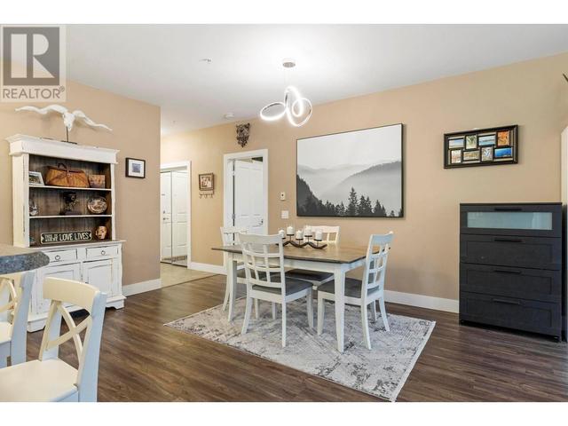 211 - 2532 Shoreline Dr, Condo with 2 bedrooms, 2 bathrooms and 1 parking in Lake Country BC | Image 4