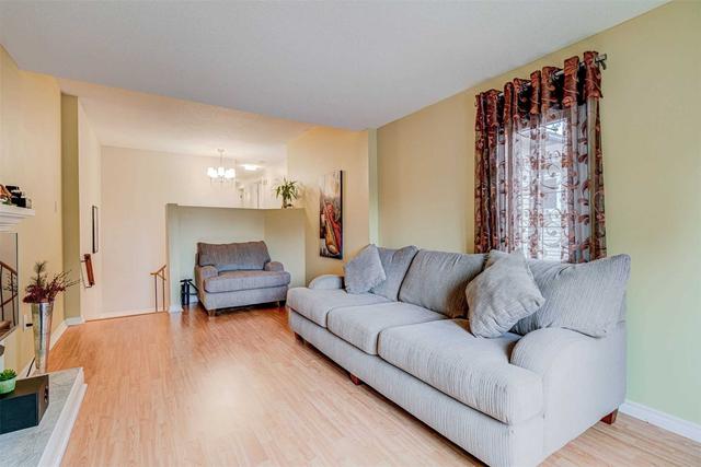 53 Stephenson Cres, House detached with 4 bedrooms, 3 bathrooms and 3 parking in Richmond Hill ON | Image 8