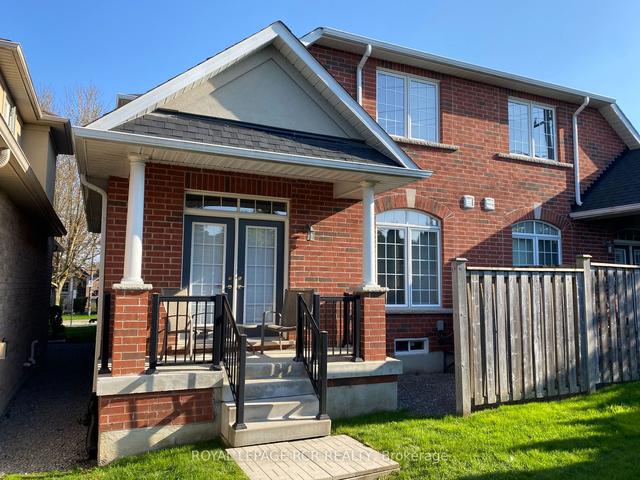683 Skye Ct, Condo with 2 bedrooms, 3 bathrooms and 2 parking in Newmarket ON | Image 18