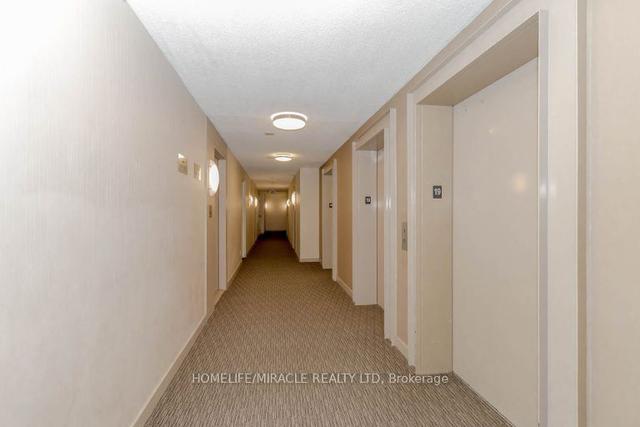1915 - 36 Lee Centre Dr, Condo with 1 bedrooms, 1 bathrooms and 1 parking in Toronto ON | Image 22