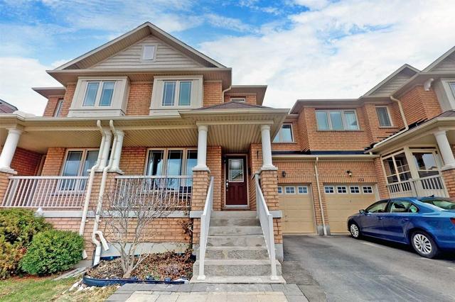 104 Stoyell Dr, House attached with 3 bedrooms, 3 bathrooms and 3 parking in Richmond Hill ON | Image 1