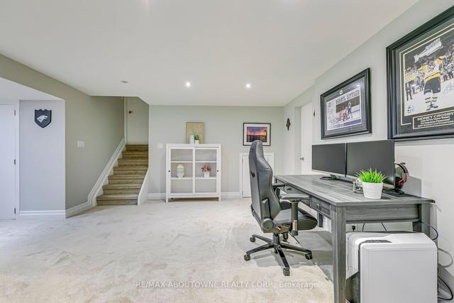 1386 Grosvenor St, House detached with 4 bedrooms, 2 bathrooms and 6 parking in Oakville ON | Image 24