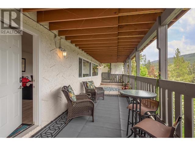 3273 Mcleod Rd, House detached with 5 bedrooms, 2 bathrooms and 1 parking in West Kelowna BC | Image 37