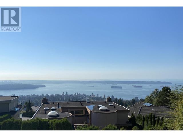 1538 Chippendale Crt, House detached with 5 bedrooms, 7 bathrooms and 3 parking in West Vancouver BC | Image 25