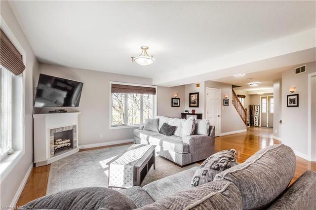 45 Teal Dr, House detached with 4 bedrooms, 3 bathrooms and 4 parking in Guelph ON | Image 7