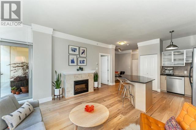 303 - 845 Yates St, Condo with 1 bedrooms, 1 bathrooms and 1 parking in Victoria BC | Image 5