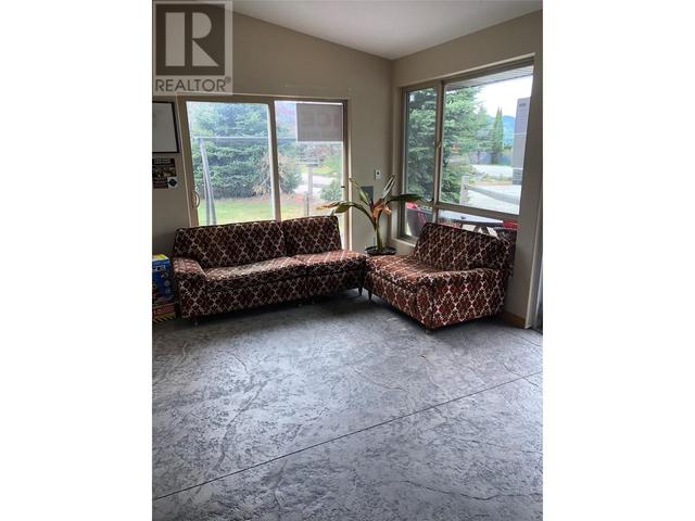 6853 Squilax Anglemont Rd, Home with 0 bedrooms, 0 bathrooms and 2 parking in Columbia Shuswap F BC | Image 62