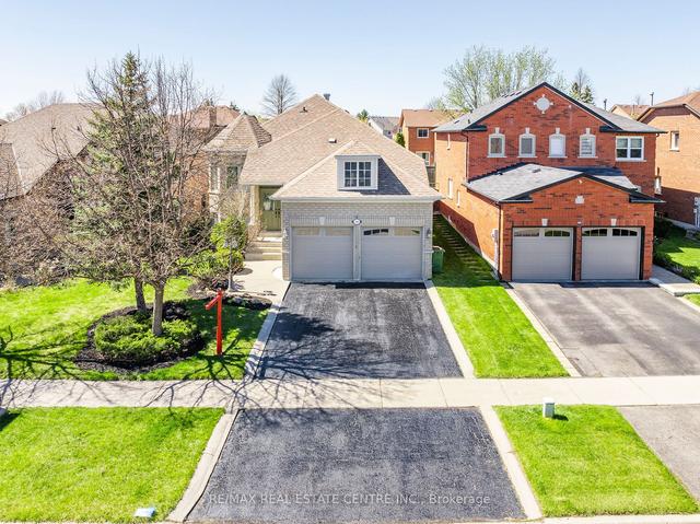 44 Royal Valley Dr, House detached with 3 bedrooms, 3 bathrooms and 4 parking in Caledon ON | Image 34