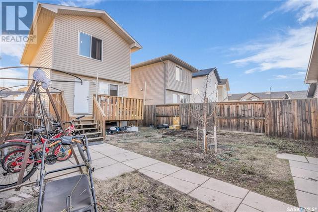 715 Lamarsh Lane, House detached with 3 bedrooms, 3 bathrooms and null parking in Saskatoon SK | Image 36
