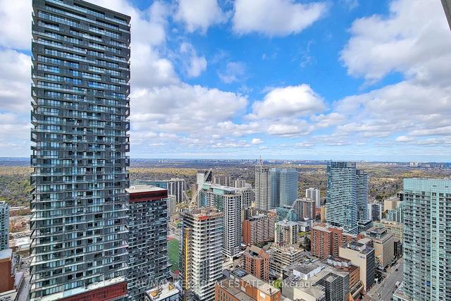 4510 - 2221 Yonge St, Condo with 1 bedrooms, 2 bathrooms and 0 parking in Toronto ON | Image 11