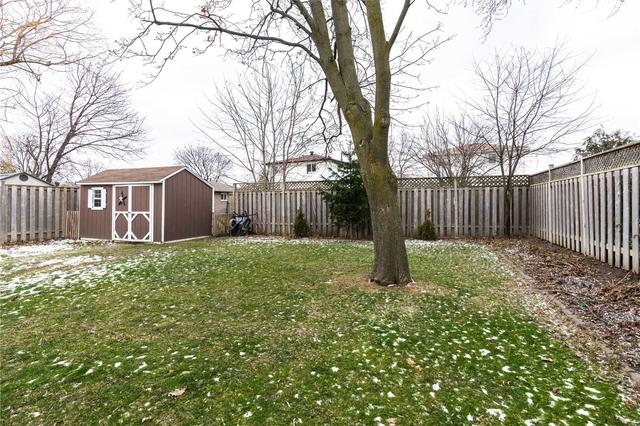 11 Pennywood Rd, House detached with 3 bedrooms, 3 bathrooms and 4 parking in Brampton ON | Image 32