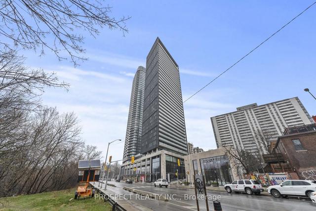 906 - 575 Bloor St E, Condo with 1 bedrooms, 1 bathrooms and 0 parking in Toronto ON | Image 1