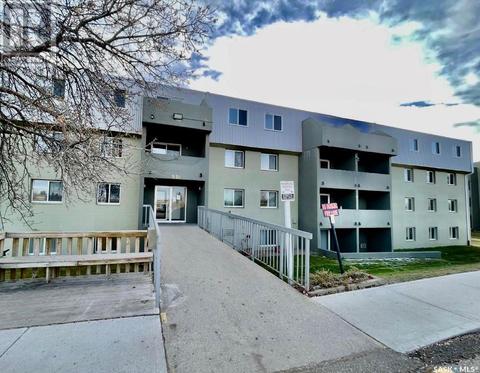 302-550 Laurier St, Moose Jaw, SK, S6H6X6 | Card Image