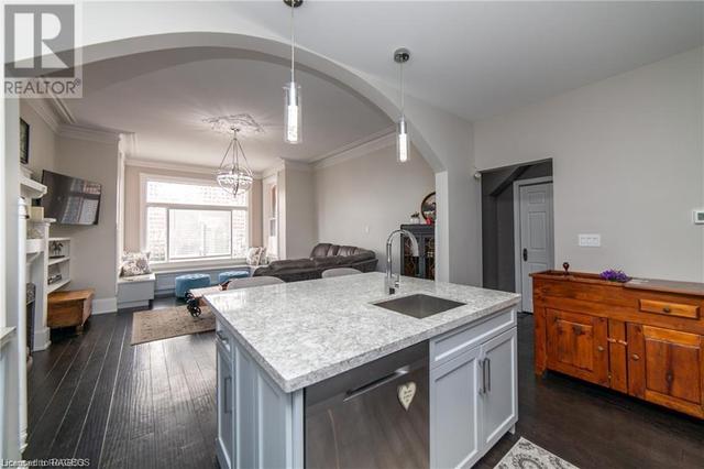 982 1st Avenue W, House detached with 7 bedrooms, 2 bathrooms and 5 parking in Owen Sound ON | Image 20