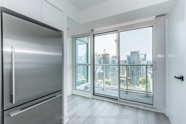 4206 - 75 Queens Wharf Rd, Condo with 3 bedrooms, 2 bathrooms and 1 parking in Toronto ON | Image 4