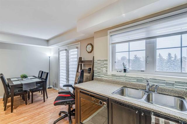 05 - 2563 Sixth Line, Townhouse with 2 bedrooms, 2 bathrooms and 1 parking in Oakville ON | Image 13