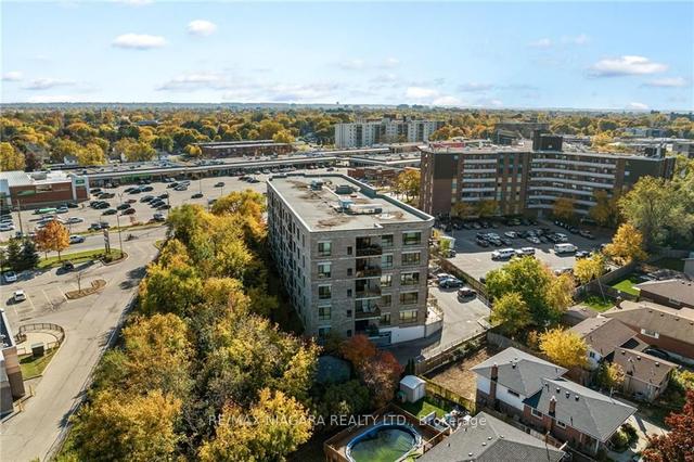 303 - 379 Scott St, Condo with 1 bedrooms, 2 bathrooms and 1 parking in St. Catharines ON | Image 11