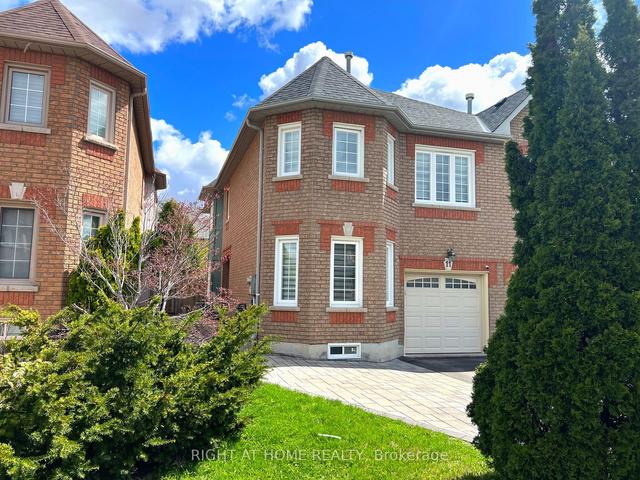11 Miriam Garden Way, House attached with 4 bedrooms, 4 bathrooms and 5 parking in Vaughan ON | Image 1