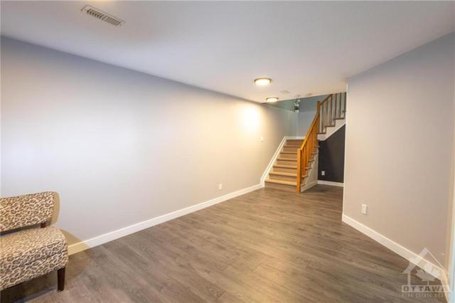 420 Cache Bay, Townhouse with 4 bedrooms, 3 bathrooms and 6 parking in Ottawa ON | Image 27