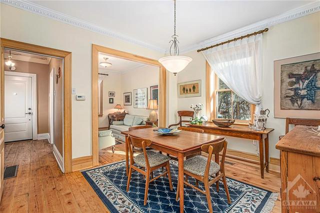 1034 Fisher Avenue, House detached with 3 bedrooms, 1 bathrooms and 3 parking in Ottawa ON | Image 6