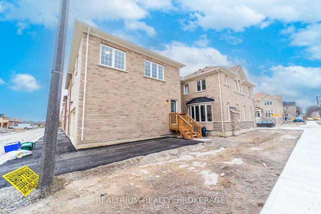 2 Waterleaf Rd, House detached with 2 bedrooms, 1 bathrooms and 1 parking in Markham ON | Image 1
