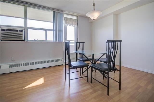 810 - 541 Blackthorn Ave, Condo with 1 bedrooms, 1 bathrooms and 1 parking in Toronto ON | Image 22