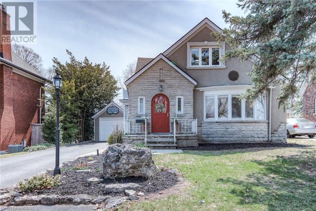 673 Rockway Drive, House detached with 3 bedrooms, 2 bathrooms and 6 parking in Kitchener ON | Image 1